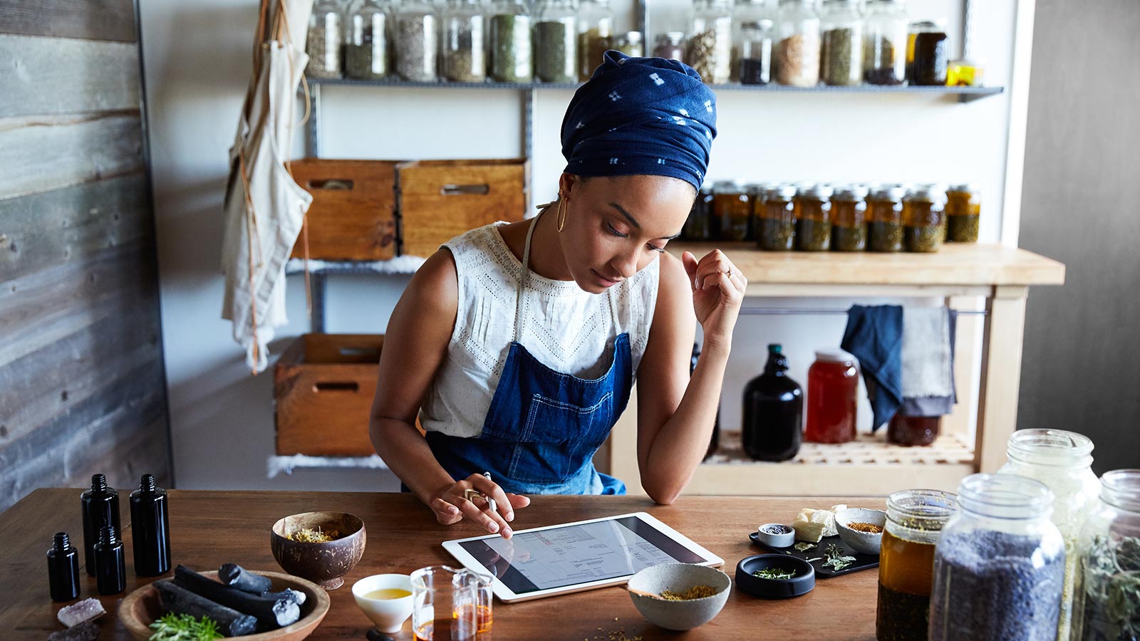 Women using a tablet for businesses